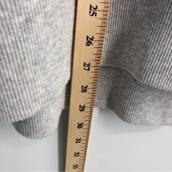 Aerie Camo Sweatshirt Womens Medium Gray Green Side Slits Oversized Souchy Rib - Picture 9 of 10